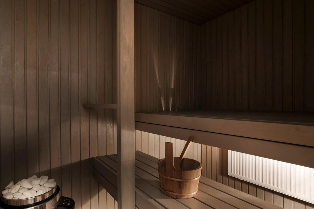 2Ndhomes Loft Apartment With Spa & Balcony By The White Church 赫尔辛基 外观 照片